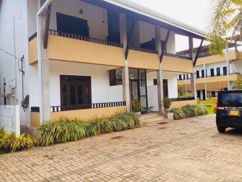 Sunrise Palace Negombo Ngoại thất bức ảnh