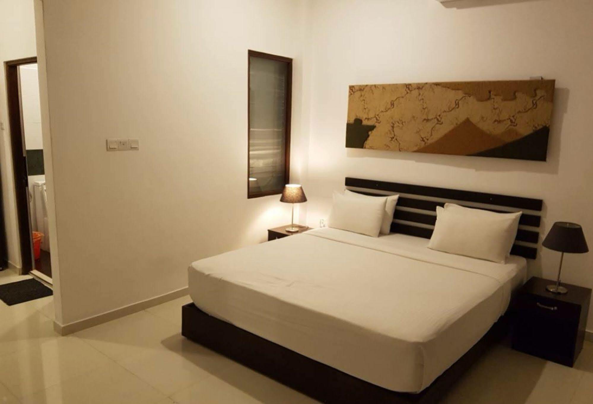 Sunrise Palace Negombo Ngoại thất bức ảnh
